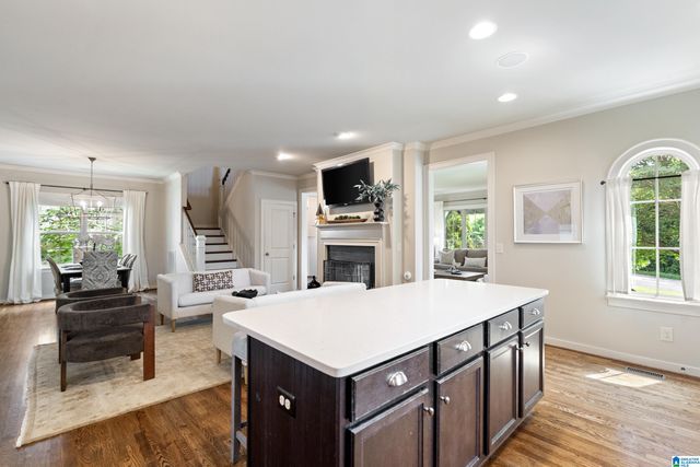 1212 VESTAVIA PLACE, Vestavia Hills, AL 35216