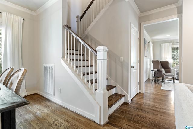 1212 VESTAVIA PLACE, Vestavia Hills, AL 35216