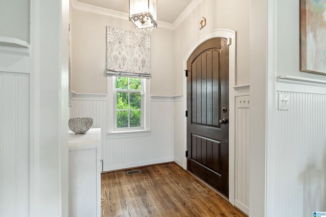 1212 VESTAVIA PLACE, Vestavia Hills, AL 35216