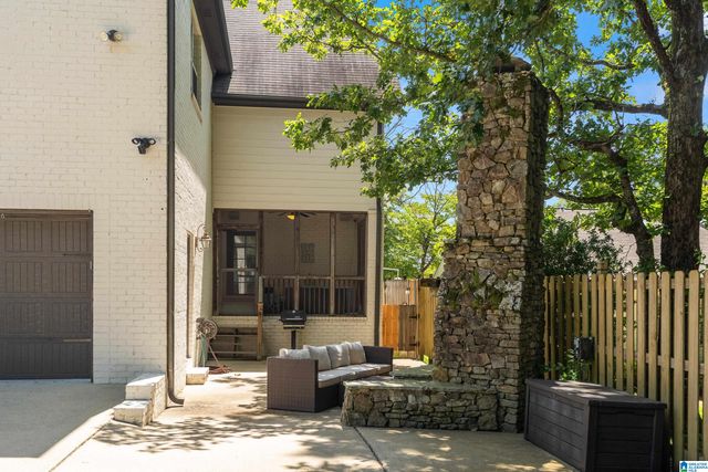 1212 VESTAVIA PLACE, Vestavia Hills, AL 35216