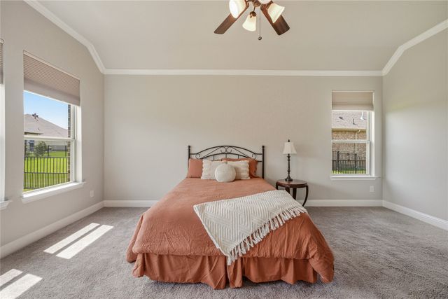 1086 Mickelson Drive, Granbury, TX 76048