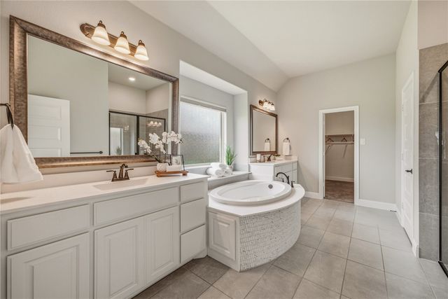 1086 Mickelson Drive, Granbury, TX 76048