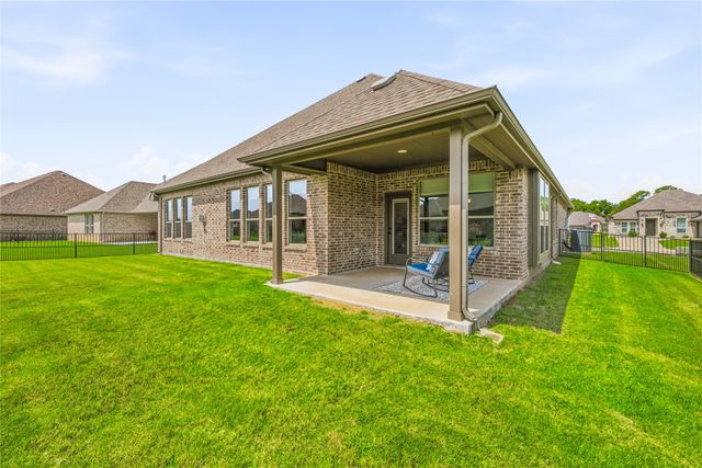 1086 Mickelson Drive, Granbury, TX 76048