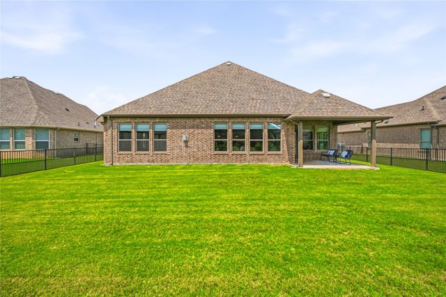 1086 Mickelson Drive, Granbury, TX 76048
