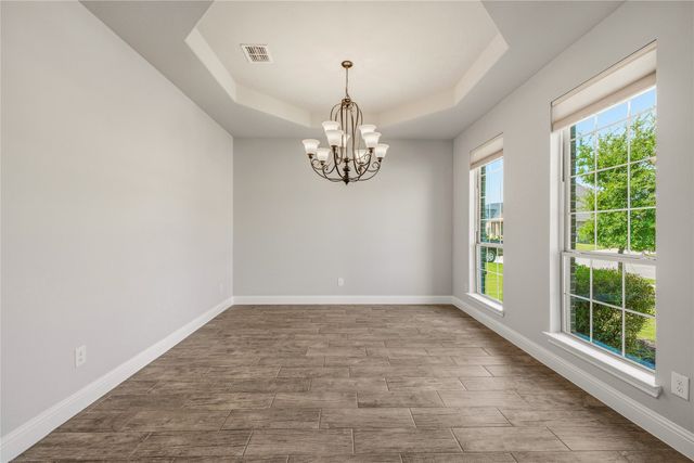1086 Mickelson Drive, Granbury, TX 76048