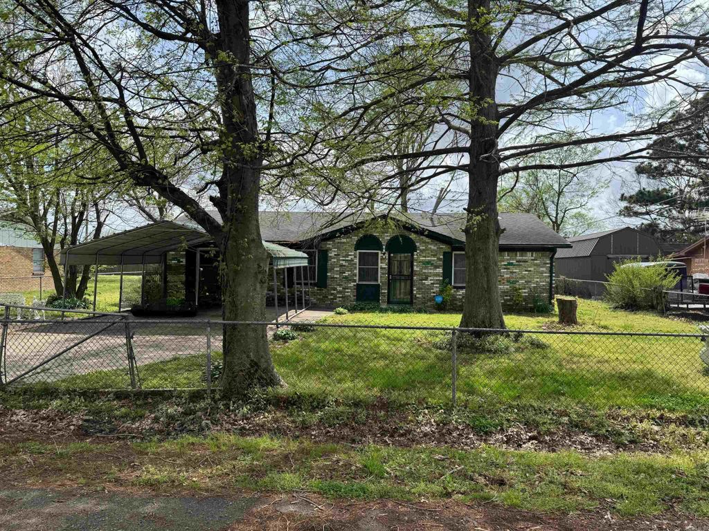 103 Marti Street, Gosnell, AR 72315