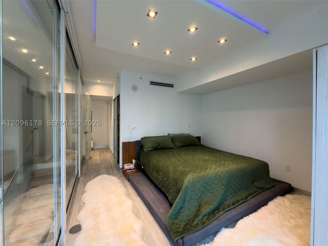 350 S Miami Ave 706, Miami, FL 33130