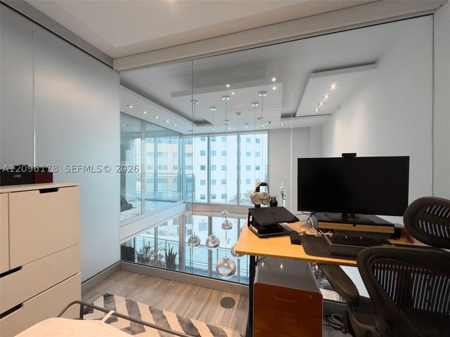350 S Miami Ave 706, Miami, FL 33130