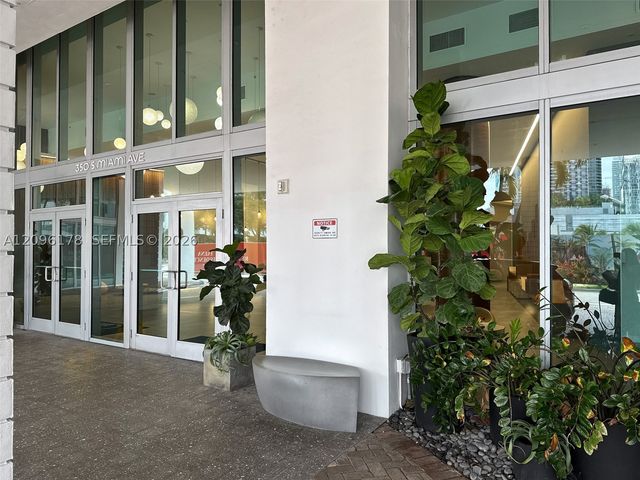 350 S Miami Ave 706, Miami, FL 33130