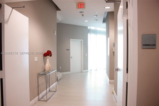 350 S Miami Ave 706, Miami, FL 33130