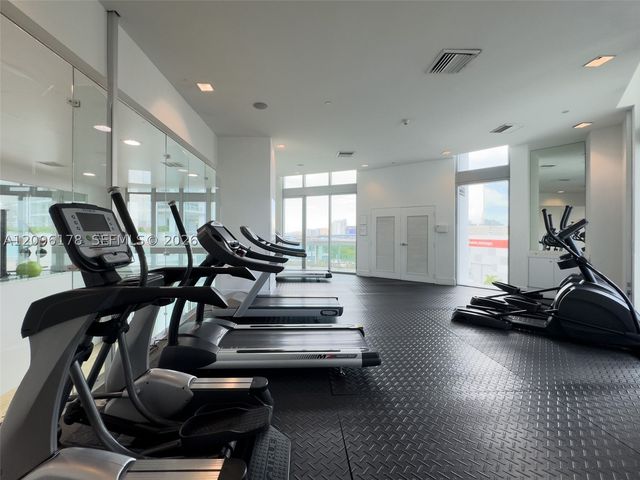 350 S Miami Ave 706, Miami, FL 33130