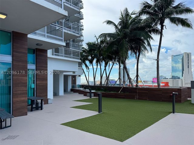 350 S Miami Ave 706, Miami, FL 33130