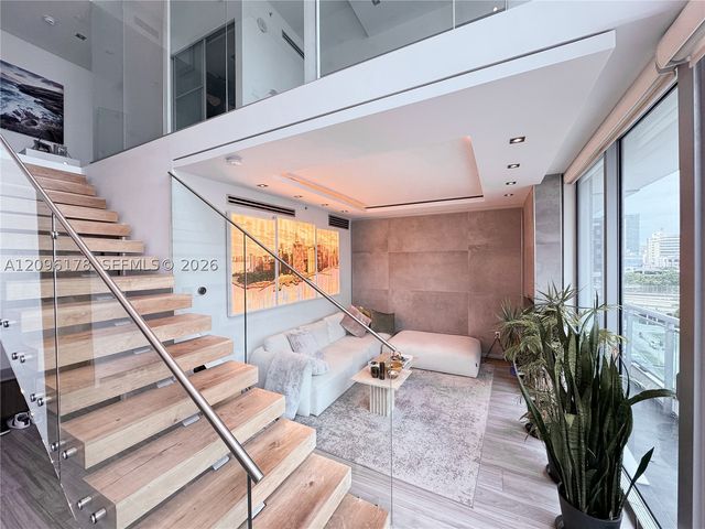 350 S Miami Ave 706, Miami, FL 33130