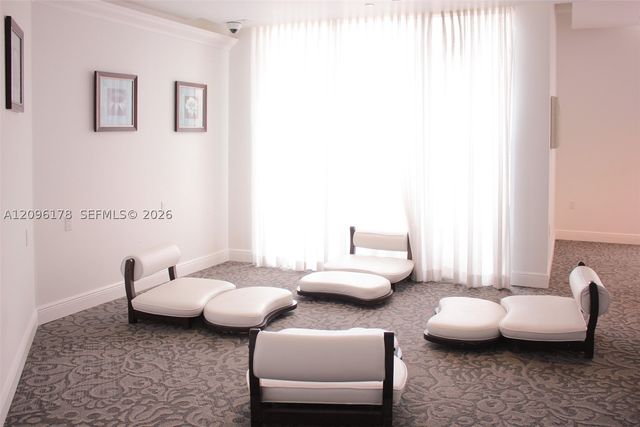 350 S Miami Ave 706, Miami, FL 33130