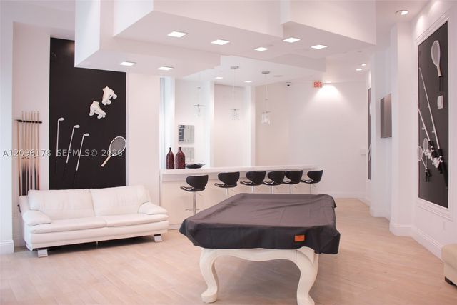 350 S Miami Ave 706, Miami, FL 33130