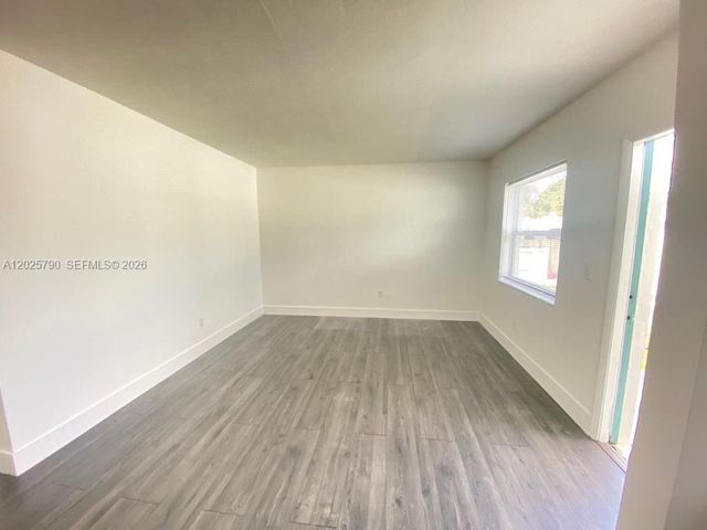 2150 NW 24th St 2, Miami, FL 33142