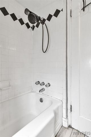 134 Reist Street, Amherst, NY 14221