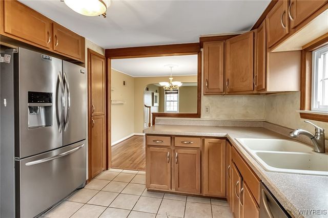 134 Reist Street, Amherst, NY 14221