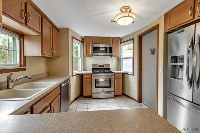 134 Reist Street, Amherst, NY 14221