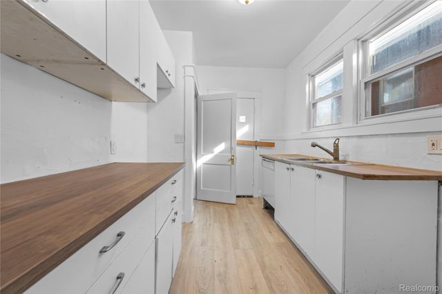 9304 Otsego Street, Detroit, MI 48204