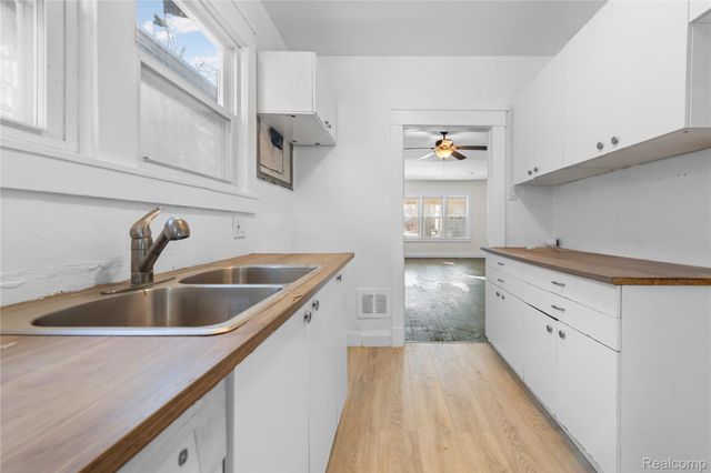 9304 Otsego Street, Detroit, MI 48204