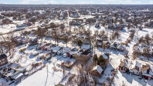 9304 Otsego Street, Detroit, MI 48204