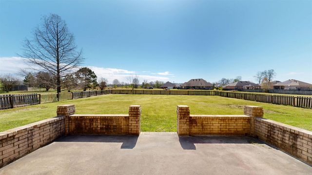 213 Plantation Drive, Mayflower, AR 72106