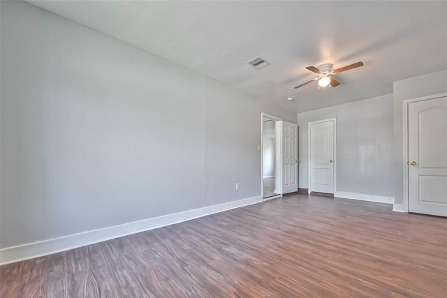 3918 Tavenor Lane, Houston, TX 77047