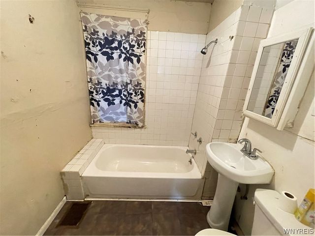 29 Garner Avenue, Buffalo, NY 14213