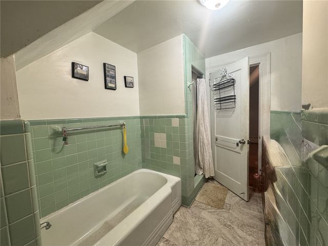 204 Jackson Avenue, Bradford City, PA 16701