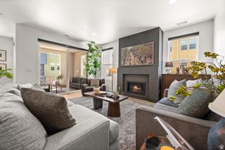 1498 W ASPEN RIDGE LN #122, Farmington, UT 84025