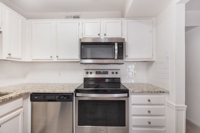 8750 Park Lane 151, Dallas, TX 75231