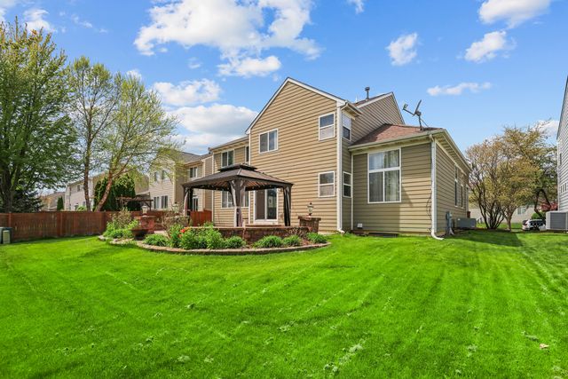 239 Pawtucket Avenue, Elgin, IL 60124