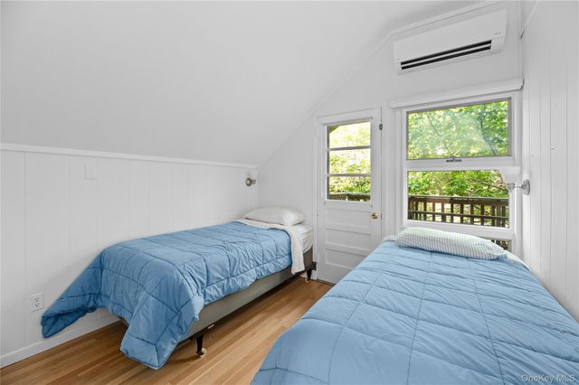 43 Ivy Avenue, Seaview, NY 11770