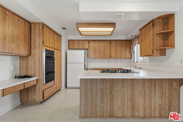 19131 Tulsa Street, Porter Ranch (los Angeles), CA 91326