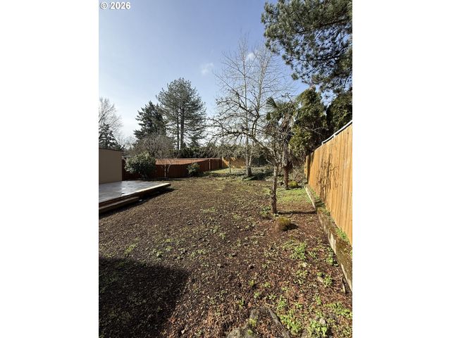1003 Se 146TH Ave, Portland, OR 97233