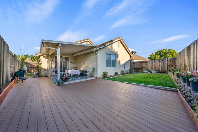 8409 Sundrop Way, Antelope, CA 95843