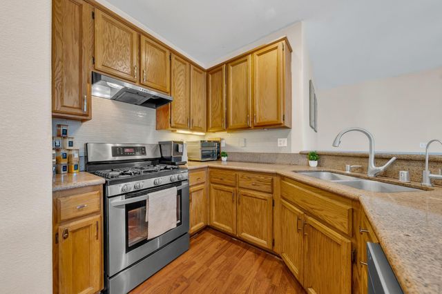 8409 Sundrop Way, Antelope, CA 95843