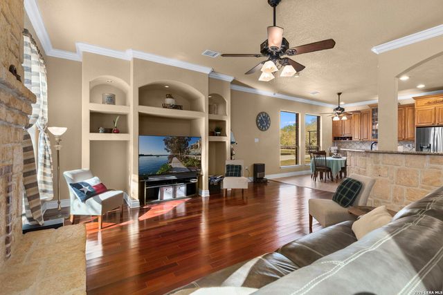 141 County Road 6869, Natalia, TX 78059