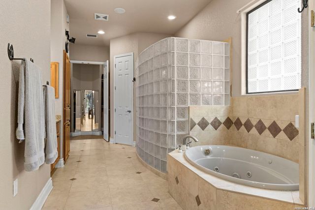 141 County Road 6869, Natalia, TX 78059