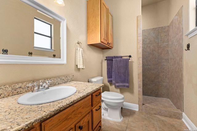 141 County Road 6869, Natalia, TX 78059