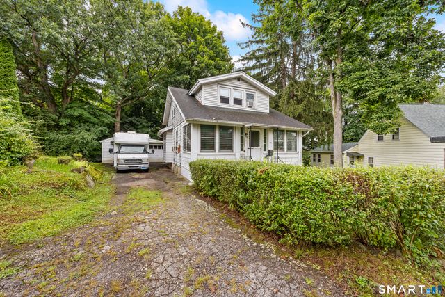 26 Fairview Street, Watertown, CT 06779