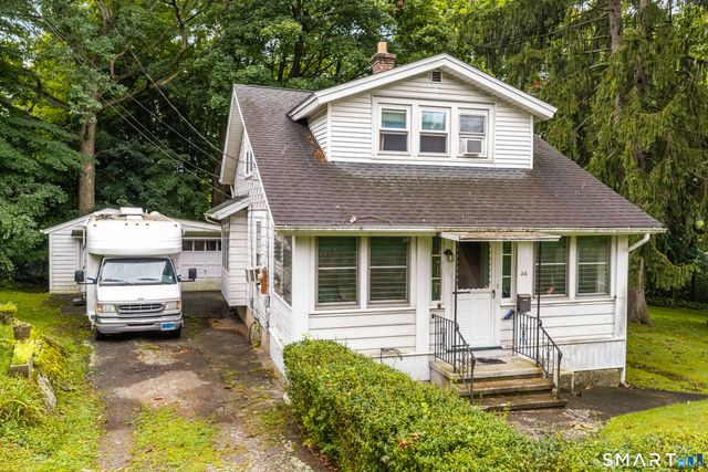26 Fairview Street, Watertown, CT 06779