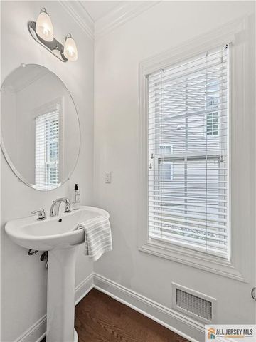 6 Cottrell Court 6, Old Bridge, NJ 08857