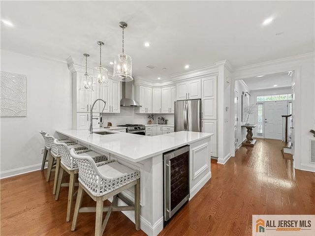 6 Cottrell Court 6, Old Bridge, NJ 08857