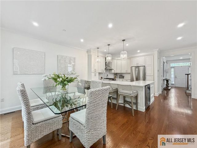 6 Cottrell Court 6, Old Bridge, NJ 08857