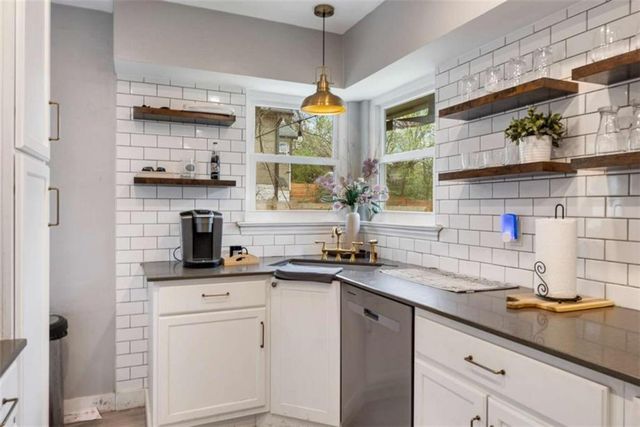 455 Warren Street, Rossville, GA 30741