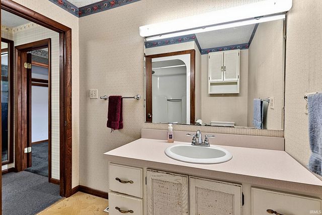 662 N 700 West, Tipton, IN 46072