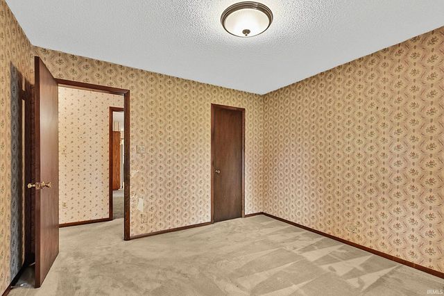 662 N 700 West, Tipton, IN 46072