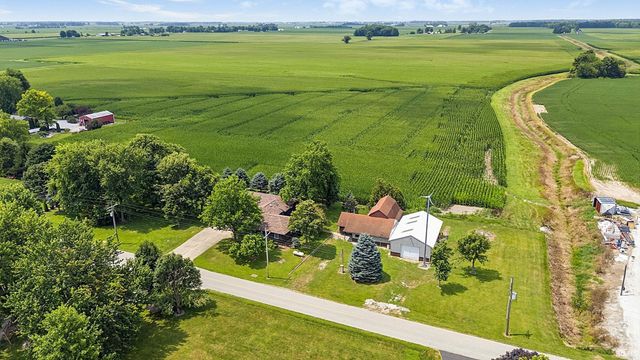 662 N 700 West, Tipton, IN 46072